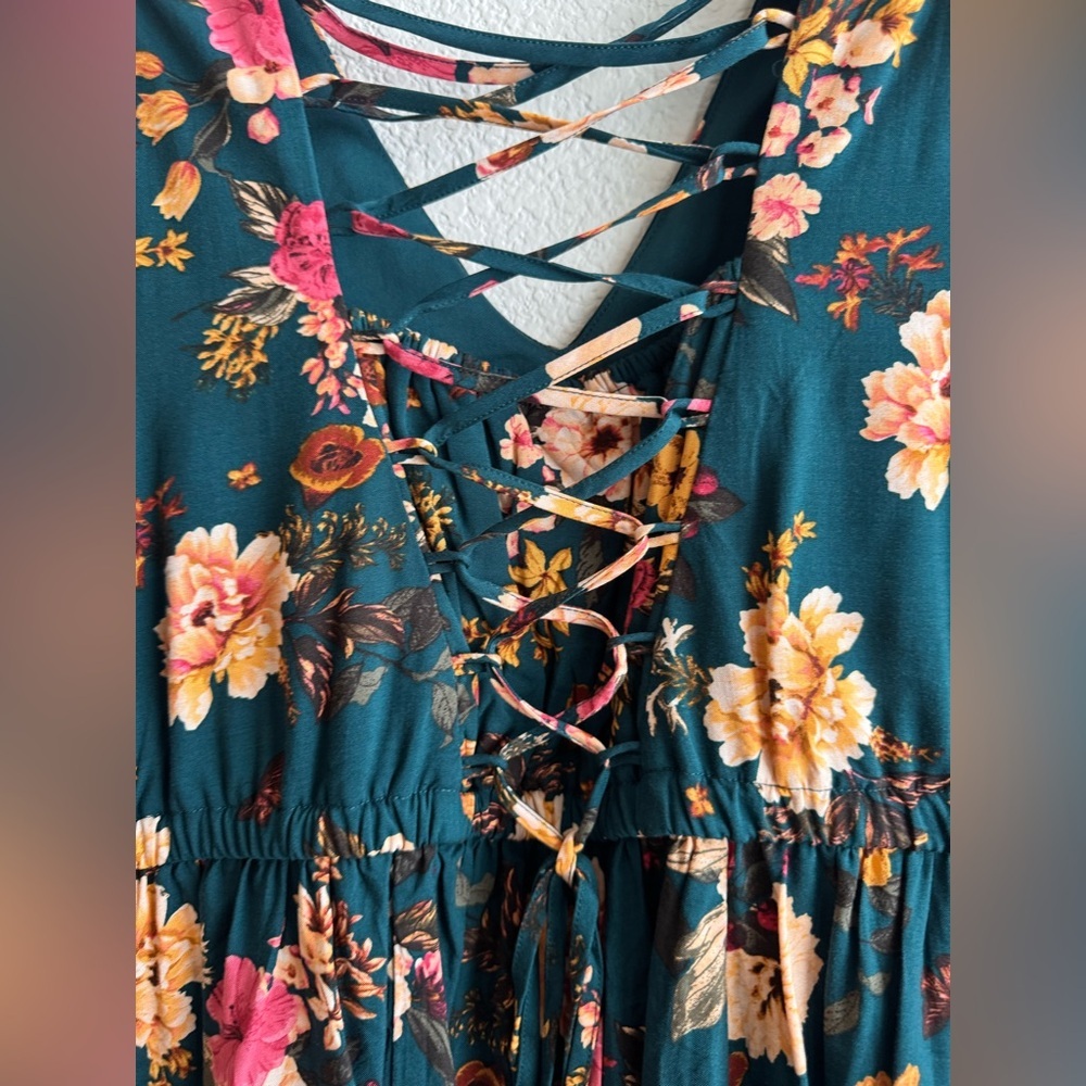 TORRID - Mini Wash Challis Flutter Sleeve Lace Back Dress - Picture 10 of 11